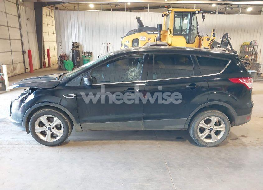 Photo 14 of 2016 Ford Escape SE (VIN 1FMCU9GX6GUB40187)