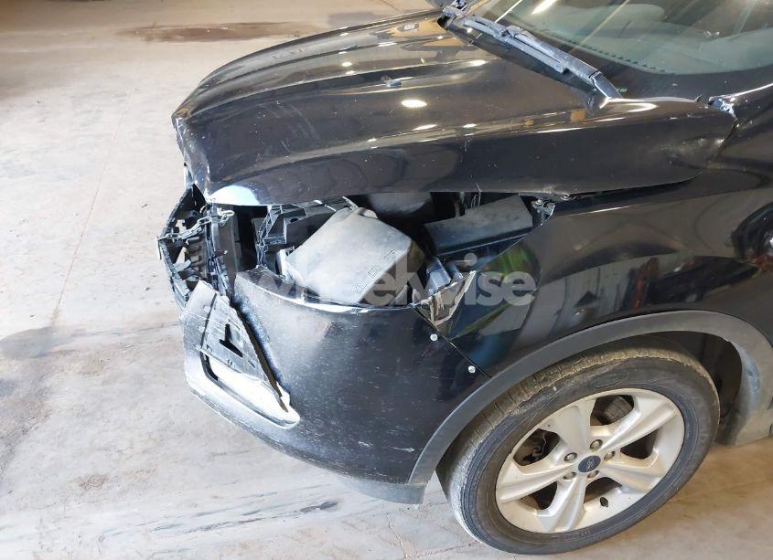 Photo 17 of 2016 Ford Escape SE (VIN 1FMCU9GX6GUB40187)