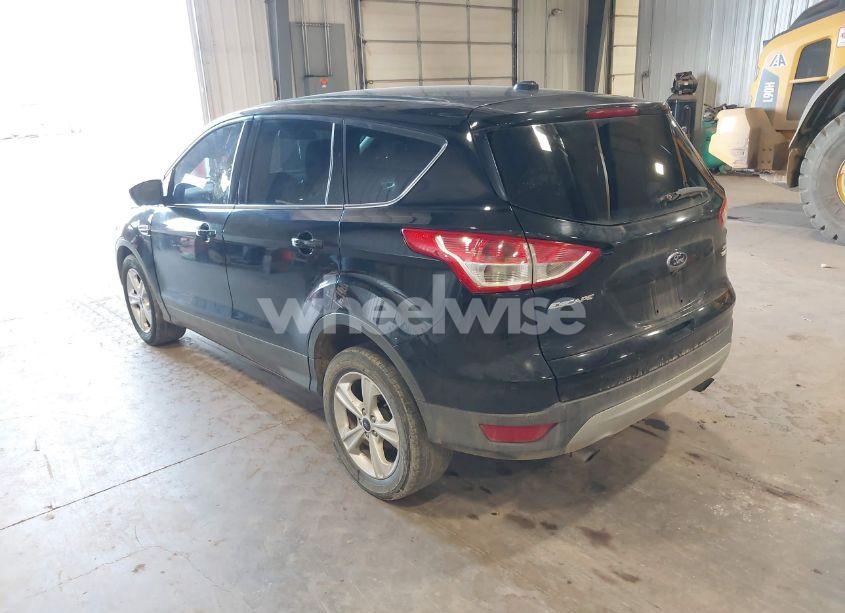 Photo 3 of 2016 Ford Escape SE (VIN 1FMCU9GX6GUB40187)