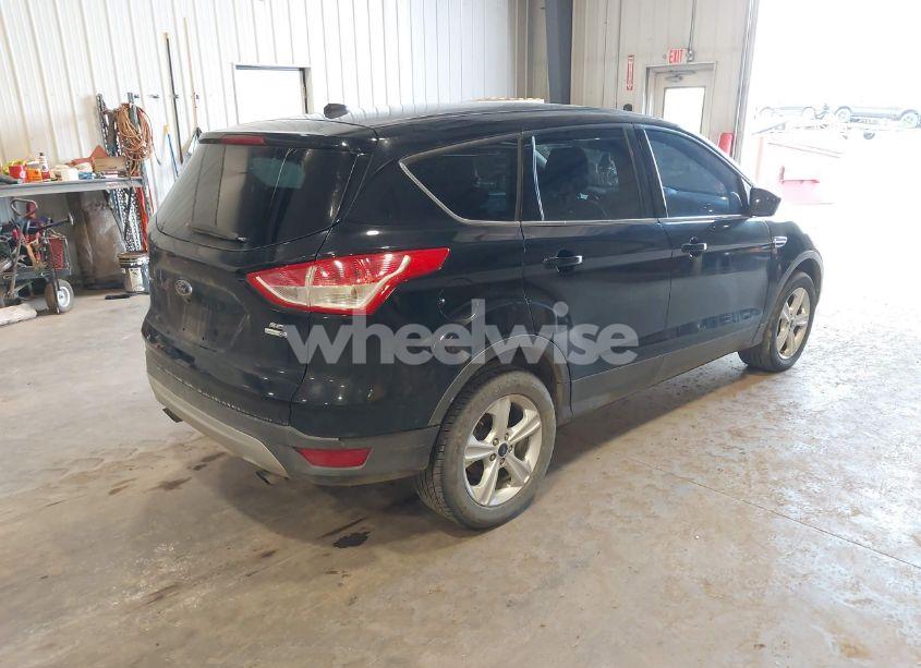 Photo 4 of 2016 Ford Escape SE (VIN 1FMCU9GX6GUB40187)