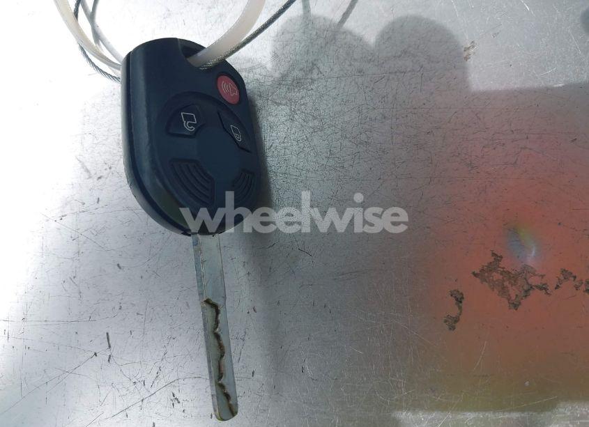 Photo 11 of 2016 Ford Escape SE (VIN 1FMCU9GX6GUC03787)