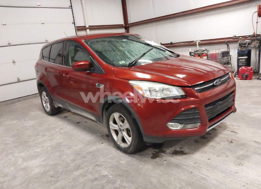 2016 Ford Escape SE (VIN 1FMCU9GX6GUC08682) main photo