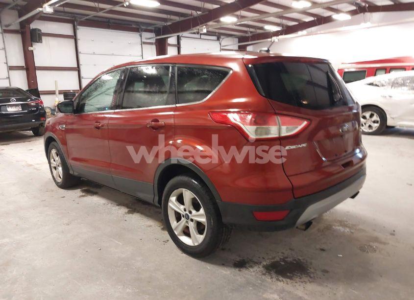 Photo 3 of 2016 Ford Escape SE (VIN 1FMCU9GX6GUC08682)