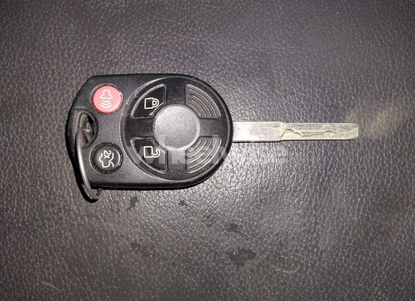 Photo 11 of 2016 Ford Escape SE (VIN 1FMCU9GX6GUC24672)