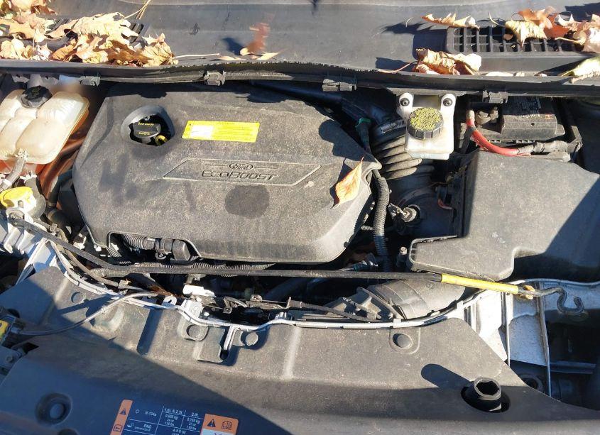 Photo 10 of 2016 Ford Escape SE (VIN 1FMCU9GX6GUC50009)