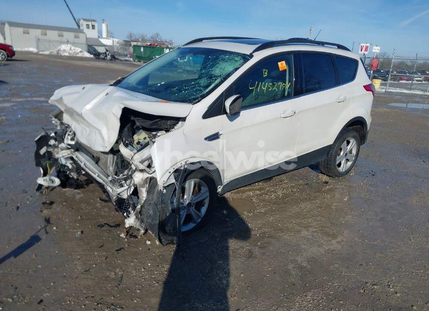 Photo 2 of 2016 Ford Escape SE (VIN 1FMCU9GX6GUC54965)