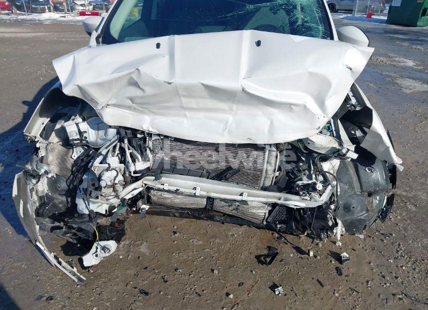 Photo 6 of 2016 Ford Escape SE (VIN 1FMCU9GX6GUC54965)