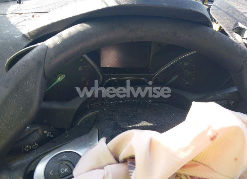 Photo 7 of 2016 Ford Escape SE (VIN 1FMCU9GX6GUC54965)