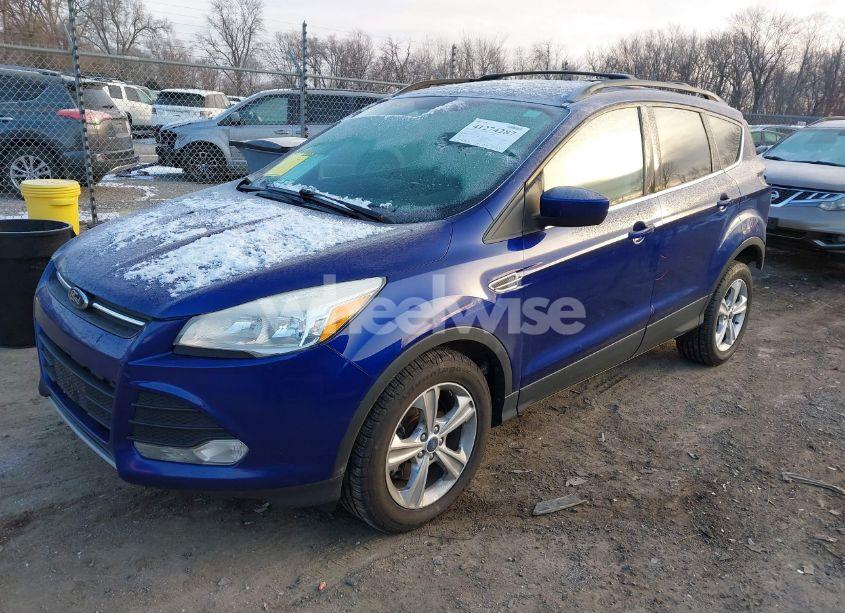 Photo 2 of 2013 Ford Escape SE (VIN 1FMCU9GX7DUA57878)