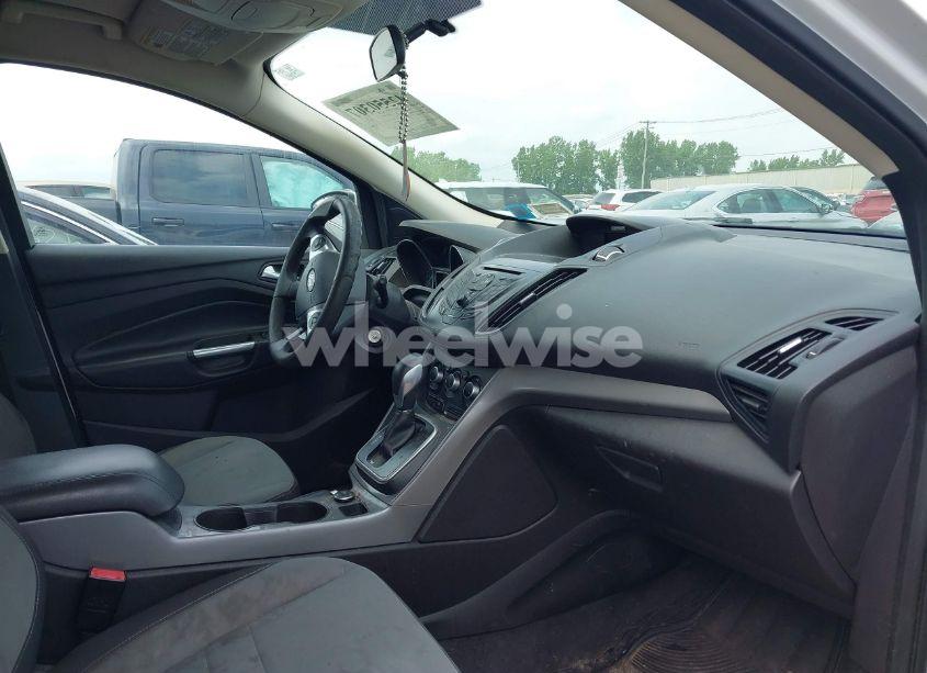 Photo 5 of 2013 Ford Escape SE (VIN 1FMCU9GX7DUB35351)