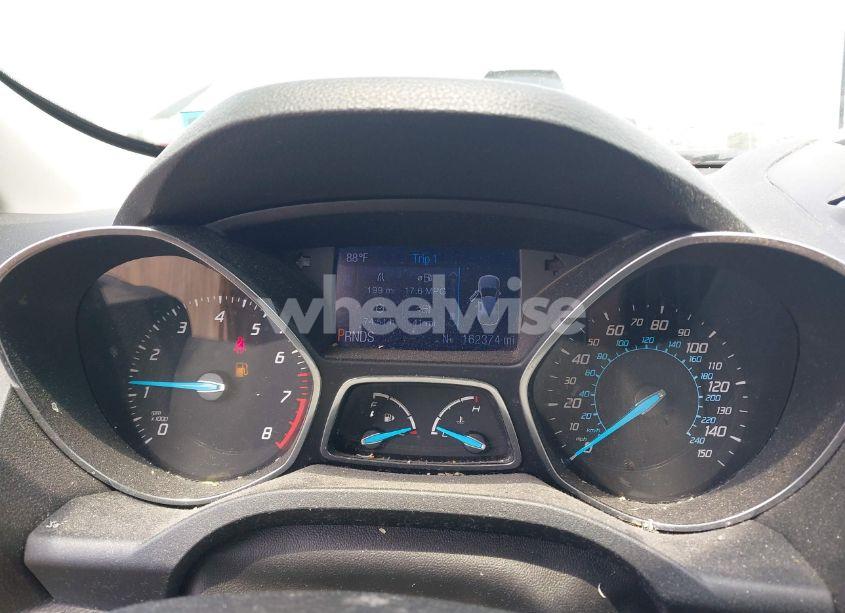 Photo 6 of 2013 Ford Escape SE (VIN 1FMCU9GX7DUB35351)