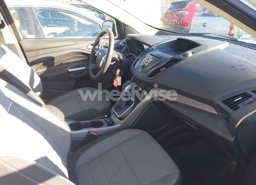 Photo 5 of 2013 Ford Escape SE (VIN 1FMCU9GX7DUB97915)