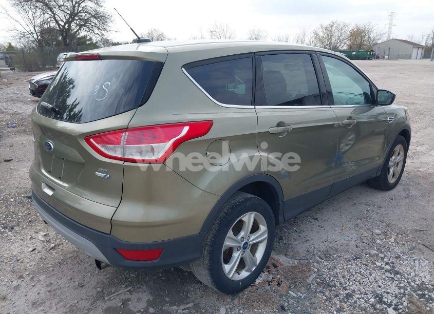 Photo 4 of 2013 Ford Escape SE (VIN 1FMCU9GX7DUC32369)