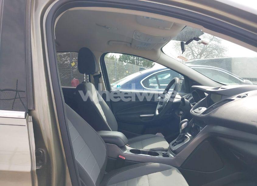 Photo 5 of 2013 Ford Escape SE (VIN 1FMCU9GX7DUC32369)