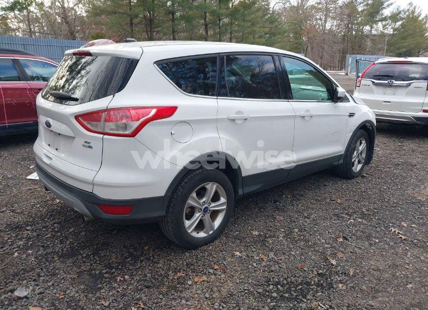 Photo 4 of 2013 Ford Escape SE (VIN 1FMCU9GX7DUD06650)