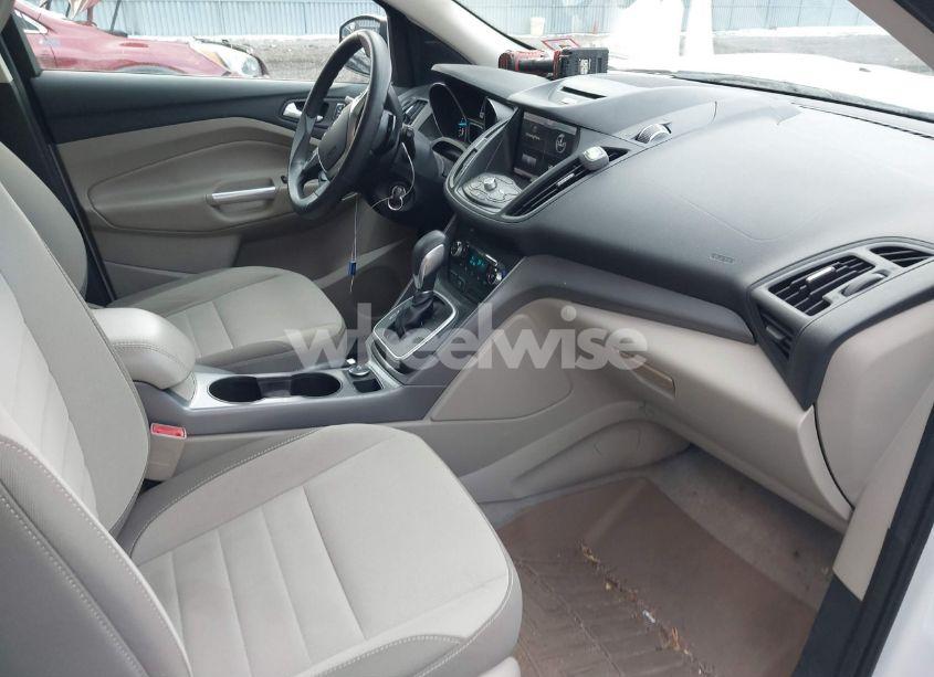 Photo 5 of 2013 Ford Escape SE (VIN 1FMCU9GX7DUD06650)