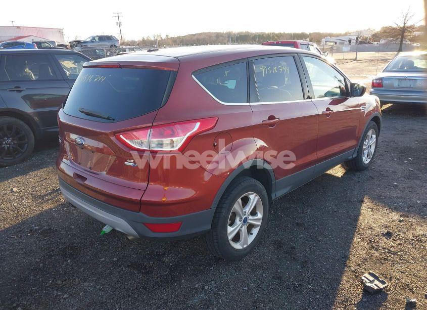 Photo 4 of 2014 Ford Escape SE (VIN 1FMCU9GX7EUA19889)