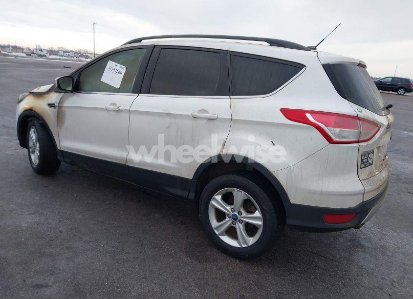 Photo 3 of 2014 Ford Escape SE (VIN 1FMCU9GX7EUA27796)