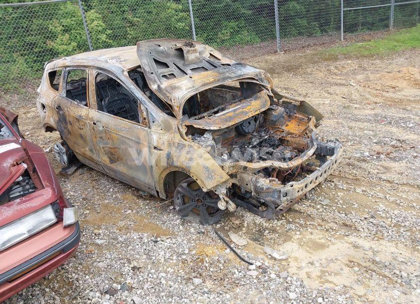 2014 Ford Escape SE (VIN 1FMCU9GX7EUA53878) main photo