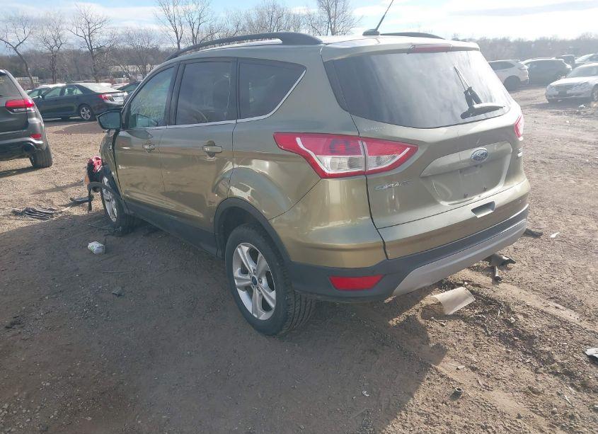 Photo 3 of 2014 Ford Escape SE (VIN 1FMCU9GX7EUA76447)