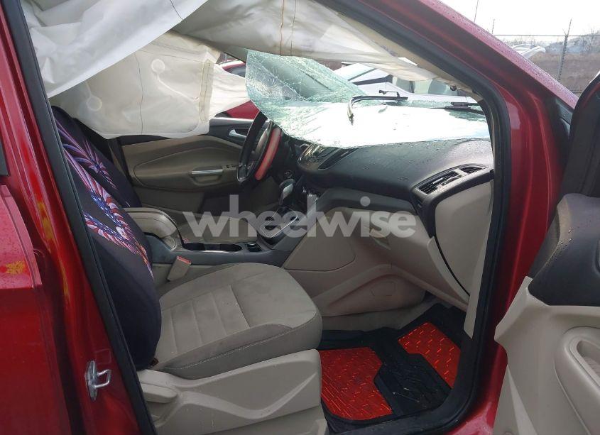 Photo 5 of 2014 Ford Escape SE (VIN 1FMCU9GX7EUB33469)