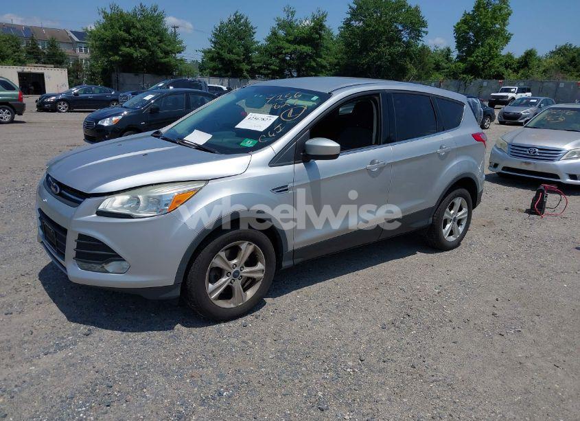 Photo 2 of 2014 Ford Escape SE (VIN 1FMCU9GX7EUC82707)