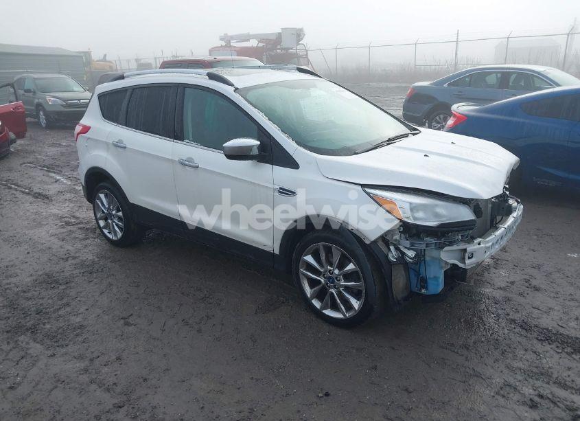 2014 Ford Escape SE (VIN 1FMCU9GX7EUE23047) main photo