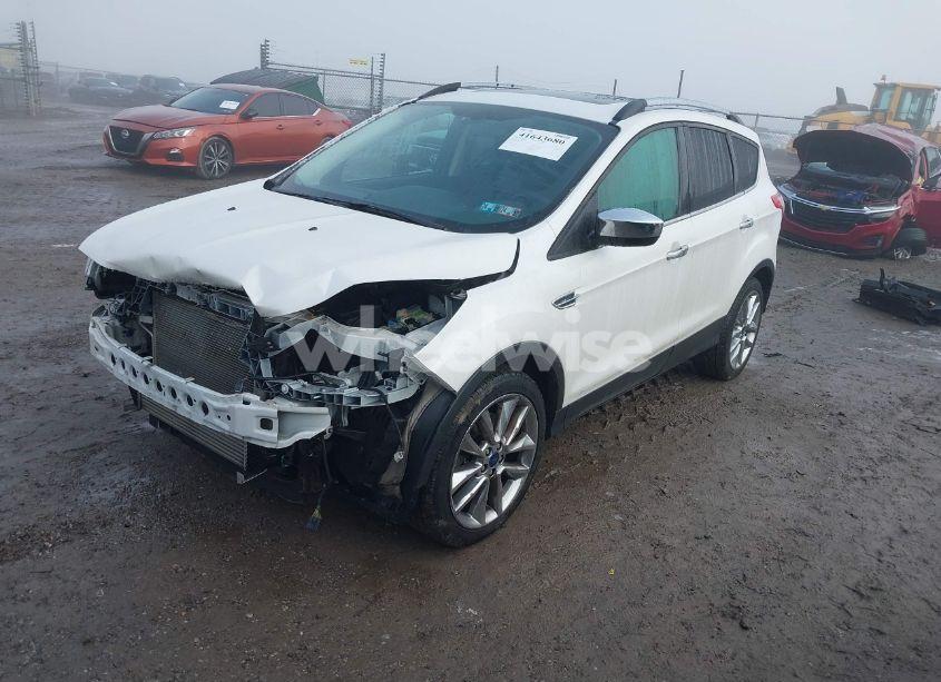 Photo 2 of 2014 Ford Escape SE (VIN 1FMCU9GX7EUE23047)