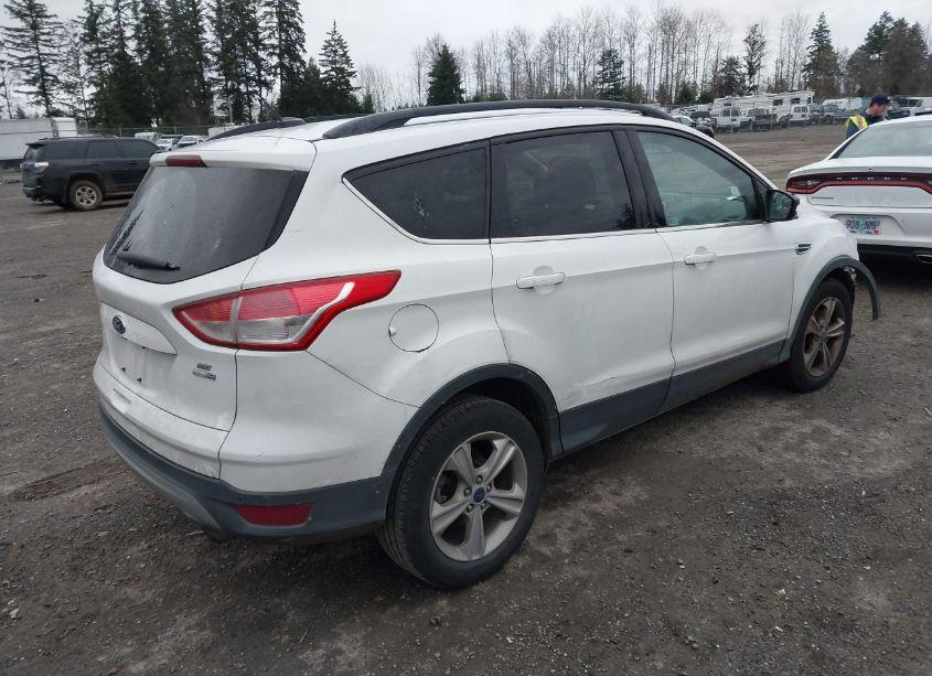 Photo 4 of 2015 Ford Escape SE (VIN 1FMCU9GX7FUA53087)