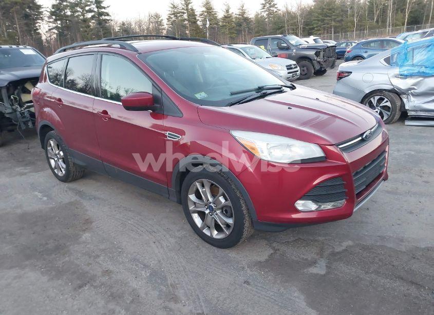 2015 Ford Escape SE (VIN 1FMCU9GX7FUA85893) main photo