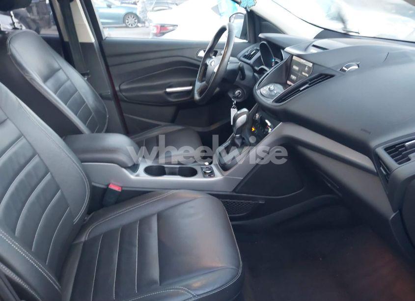 Photo 5 of 2015 Ford Escape SE (VIN 1FMCU9GX7FUA85893)