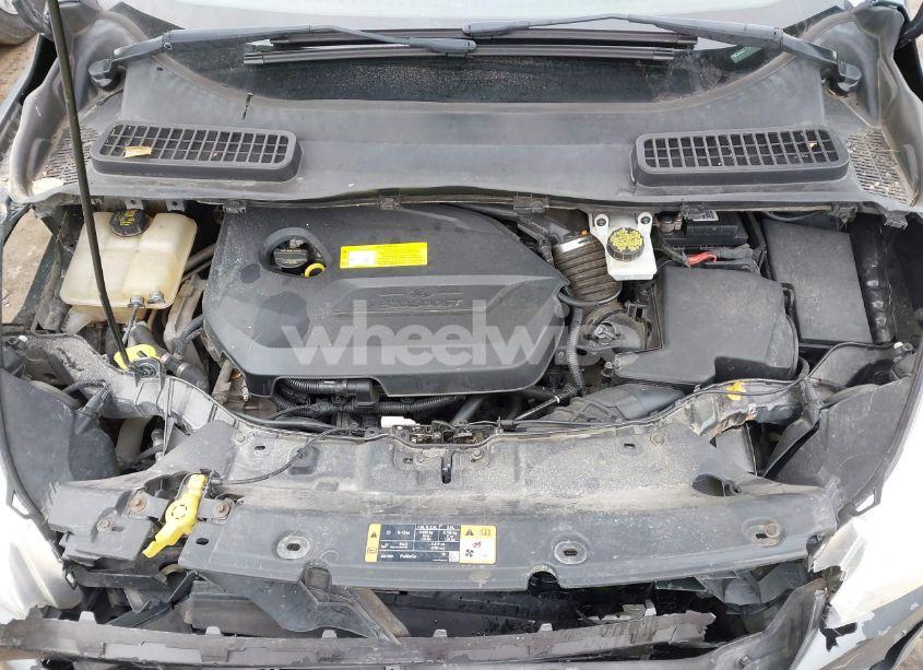 Photo 10 of 2015 Ford Escape SE (VIN 1FMCU9GX7FUA95405)