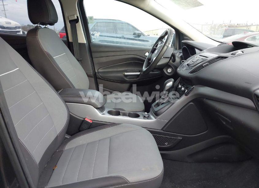 Photo 5 of 2015 Ford Escape SE (VIN 1FMCU9GX7FUA95405)