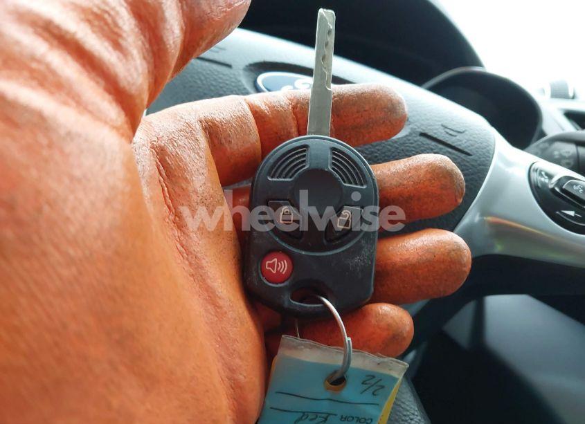 Photo 11 of 2015 Ford Escape SE (VIN 1FMCU9GX7FUA98188)