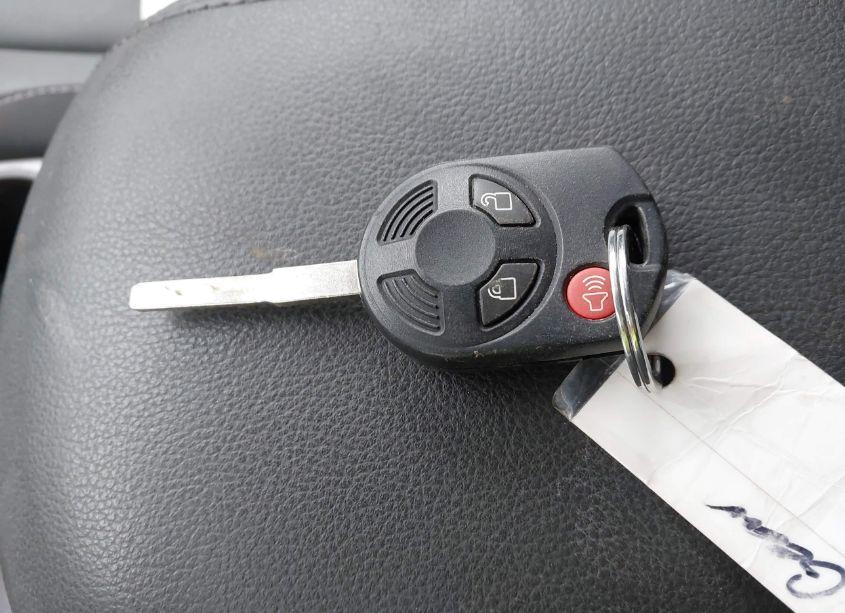 Photo 11 of 2015 Ford Escape SE (VIN 1FMCU9GX7FUB42321)