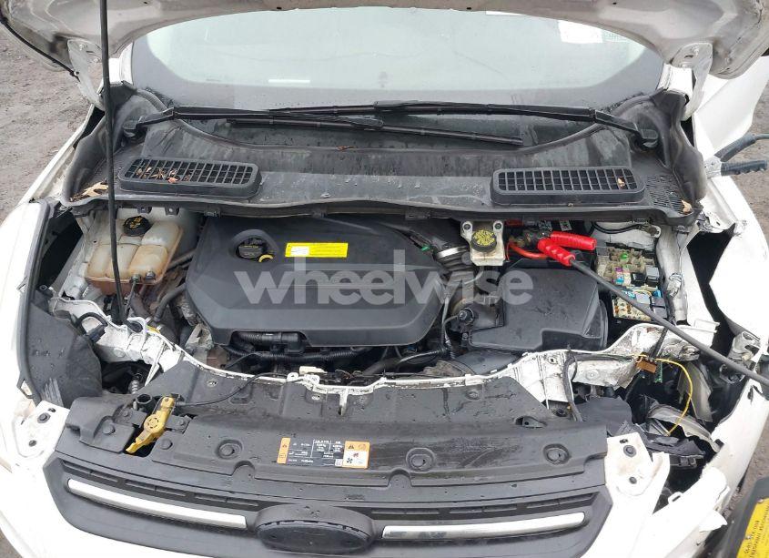 Photo 10 of 2015 Ford Escape SE (VIN 1FMCU9GX7FUB50189)