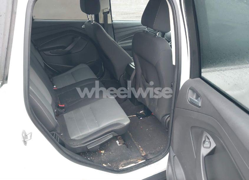 Photo 8 of 2015 Ford Escape SE (VIN 1FMCU9GX7FUB50189)