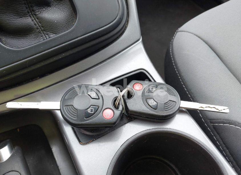 Photo 11 of 2015 Ford Escape SE (VIN 1FMCU9GX7FUC84409)