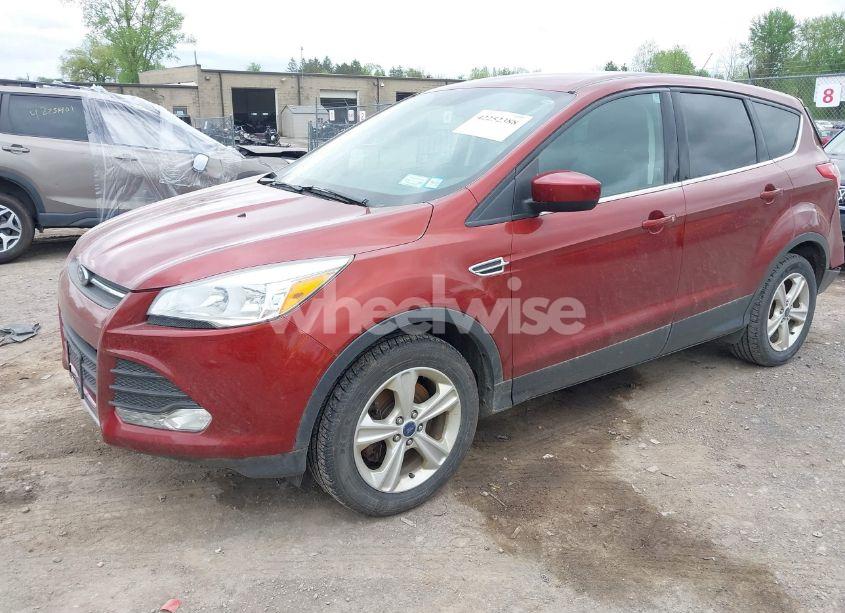 Photo 2 of 2015 Ford Escape SE (VIN 1FMCU9GX7FUC84409)