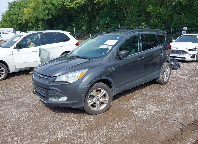 Photo 2 of 2016 Ford Escape SE (VIN 1FMCU9GX7GUA05719)