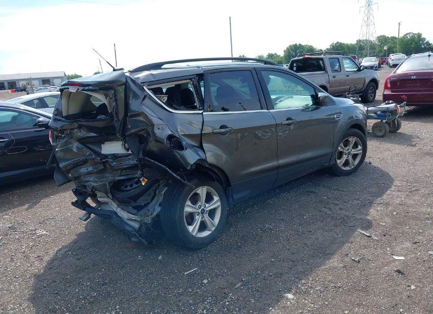 Photo 4 of 2016 Ford Escape SE (VIN 1FMCU9GX7GUA05719)