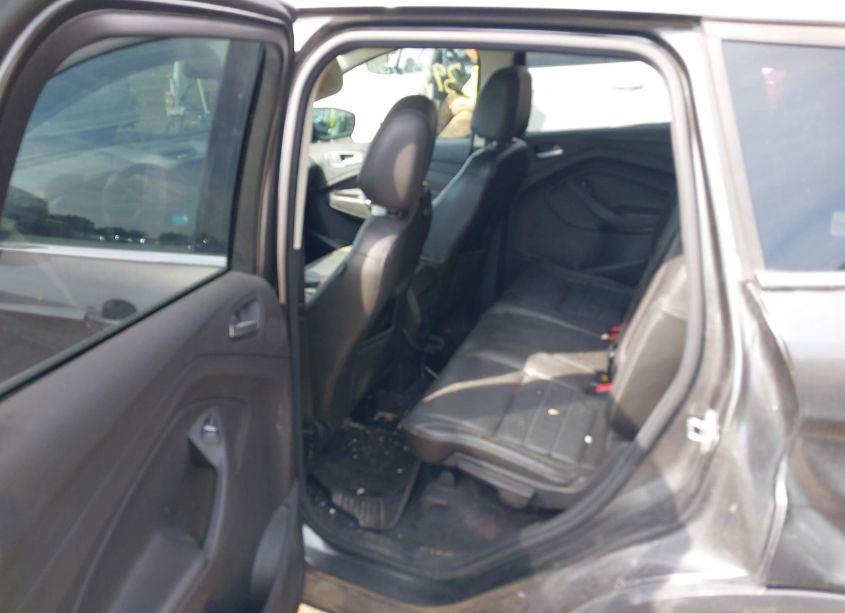 Photo 8 of 2016 Ford Escape SE (VIN 1FMCU9GX7GUA05719)