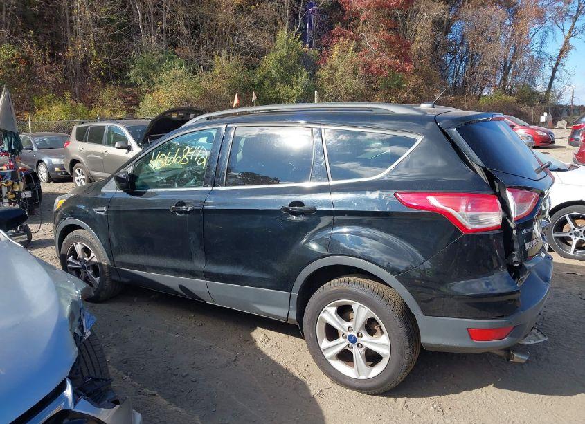 Photo 14 of 2016 Ford Escape SE (VIN 1FMCU9GX7GUA57187)