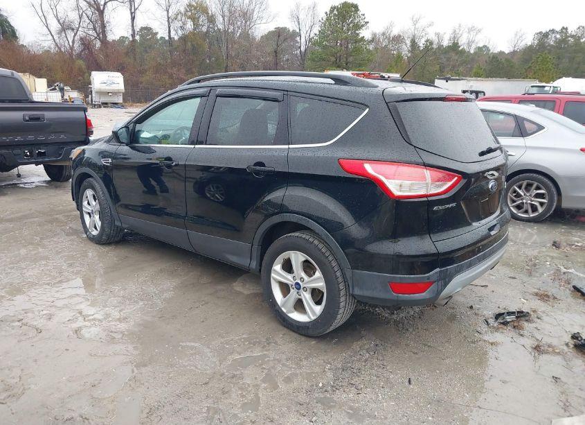 Photo 3 of 2016 Ford Escape SE (VIN 1FMCU9GX7GUA58985)