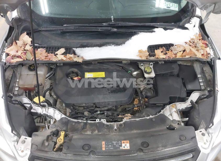 Photo 10 of 2016 Ford Escape SE (VIN 1FMCU9GX7GUA64379)