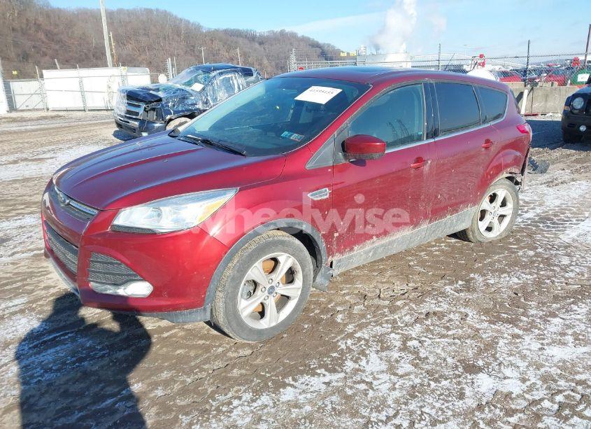 Photo 2 of 2016 Ford Escape SE (VIN 1FMCU9GX7GUA74040)
