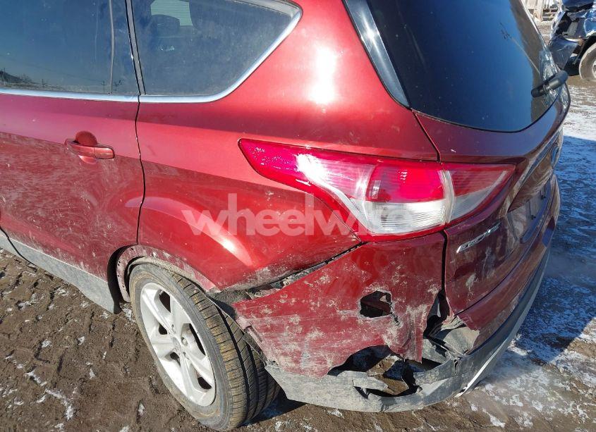 Photo 5 of 2016 Ford Escape SE (VIN 1FMCU9GX7GUA74040)