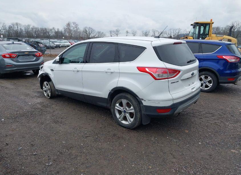 Photo 3 of 2016 Ford Escape SE (VIN 1FMCU9GX7GUA94059)