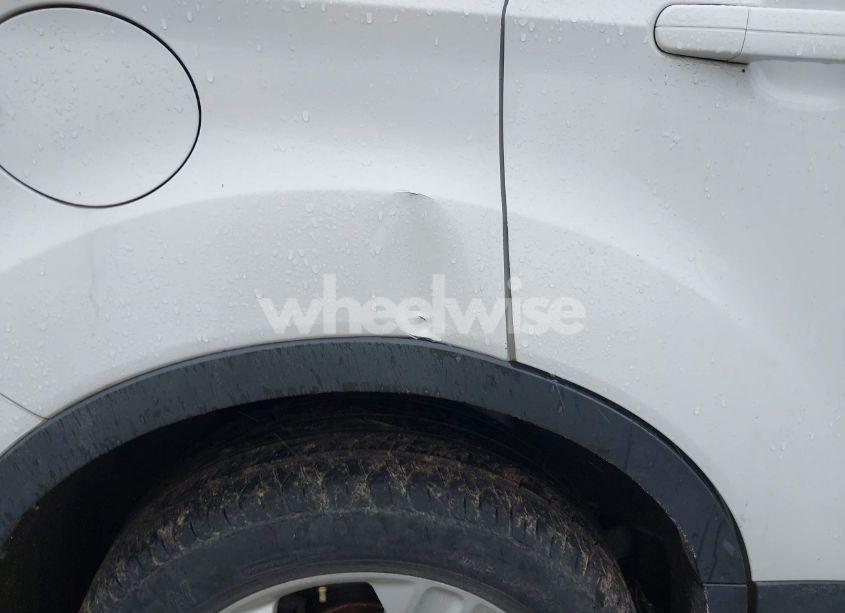 Photo 12 of 2016 Ford Escape SE (VIN 1FMCU9GX7GUB33507)