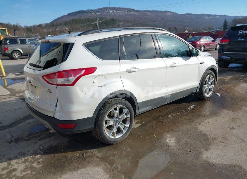 Photo 4 of 2016 Ford Escape SE (VIN 1FMCU9GX7GUB86997)